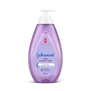 Johnson's Bedtime Gentle Calming Jasmine & Lily Scented Tear-Free Baby Bath - Image 3